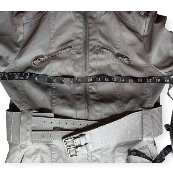 Last Kiss Faux Leather Chic Light Gray Belted Jacket Women's Size Large - Picture 11 of 14